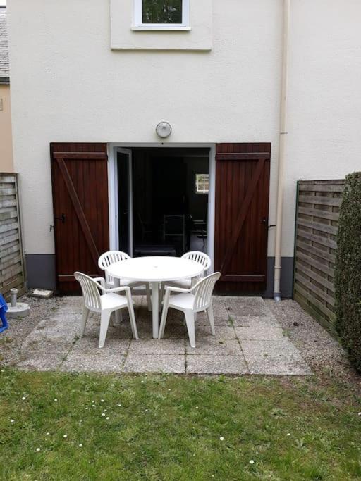 Les Cottages Du Golf A Ploemel Exterior foto